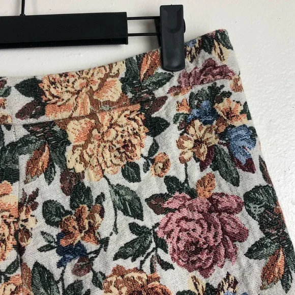 Zara Basic Collection Floral Tapestry Skirt - Picture 3 of 6